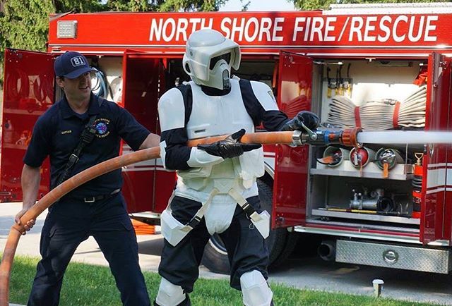WIGarrison501st's tweet photo. The #wigarrison invaded Brown Deer's Eat & Greet on the Street last Saturday! #501stlegion #starwars #501st https://t.co/BLcssIHm0u https://t.co/UDmHnF5uKH