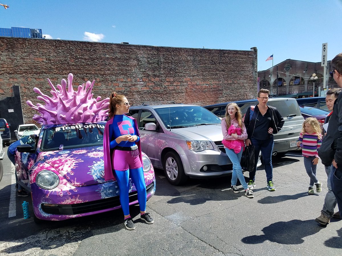 BarbChamberlain's tweet photo. The things you get to see when you're walking--like a giant pink flu virus. #TestForFlu #WashYourHands #CoverYourCough https://t.co/sFlRnkwC9E