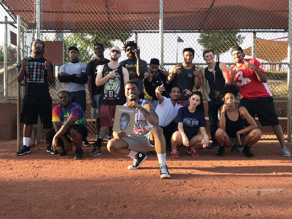 papichuloteej's tweet photo. #TeamPapichulo pitched a shut out yesterday 🌟✨ https://t.co/AYD6vl0qCj