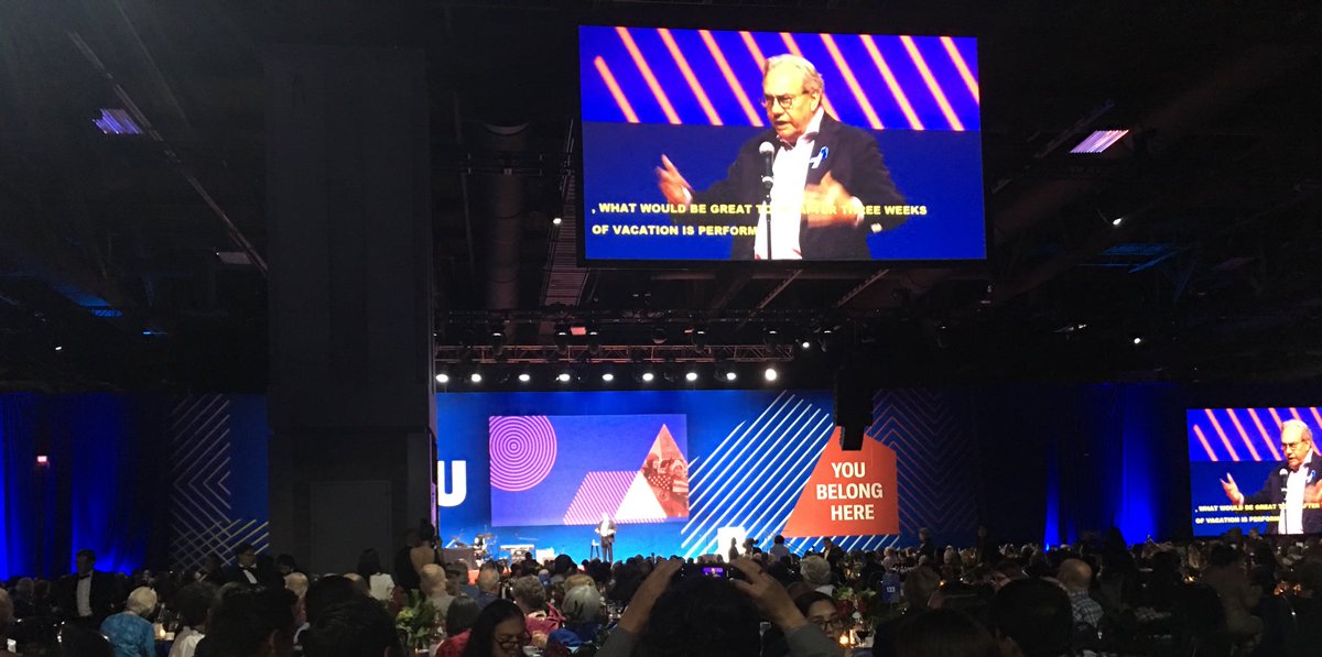 acluohio's tweet image. Warming up our dinner tonight is the incomparable Lewis Black. #ACLUCon18 #ACLUCon