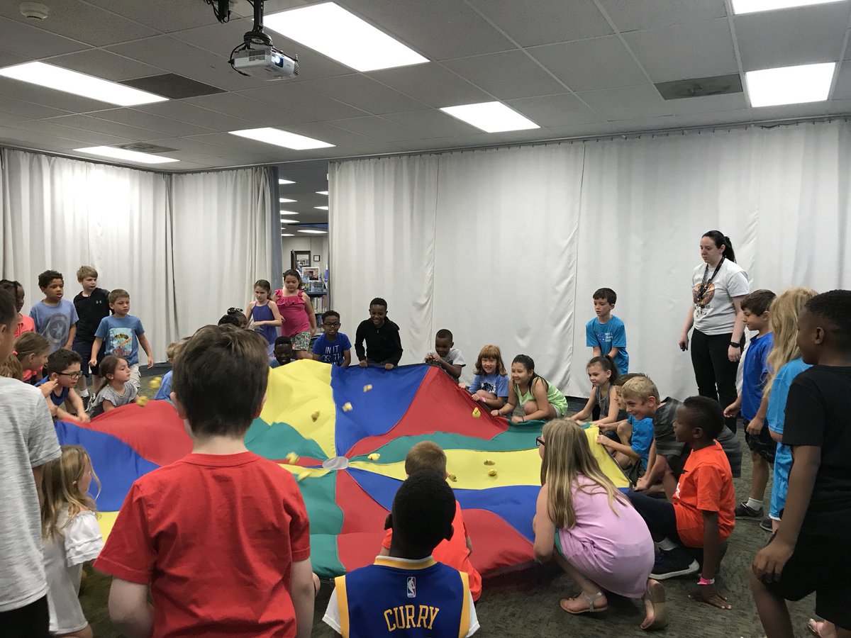 LELeFever's tweet photo. For the past 5 years we have partnered with @MCPLMO and @MCPL_Boardwalk to attend the library and keep kids reading during the summer. Students are always so excited for their library visits. #mcplboardwalk #mcplmo #education #pcr3summerschool https://t.co/IL4Gglfwyp
