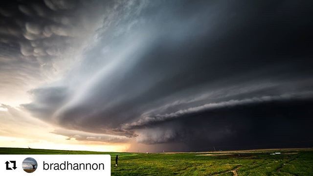 UMLWeatherCTR's tweet photo. #Repost @bradhannon (@get_repost)
・・・
This scene in north east Colorado was out of this world. May 24th 2016. #Colorado #supercell #sunset #colour #stormscape #thunderhunter #natgeo #igweather #worldpics #canon #weatherphotos #weather #storm #greenf… https://t.co/rgZQgkufJt https://t.co/Te7Ukf2Azv