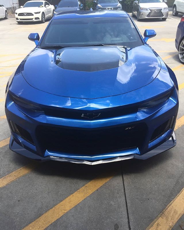 AShadeAbove904's tweet photo. Front bumper paint protection film on this 2018 Camaro
.
.
.
.
.
.
#camaro #duval #chevy #chevorlet #usa #carsofig #blue #jax #jacksonville #monday #ppf #paintprotection #tint #autoshop #detailersofinstagram #carwork #vroom #fastcars https://t.co/ByULHPFHn6