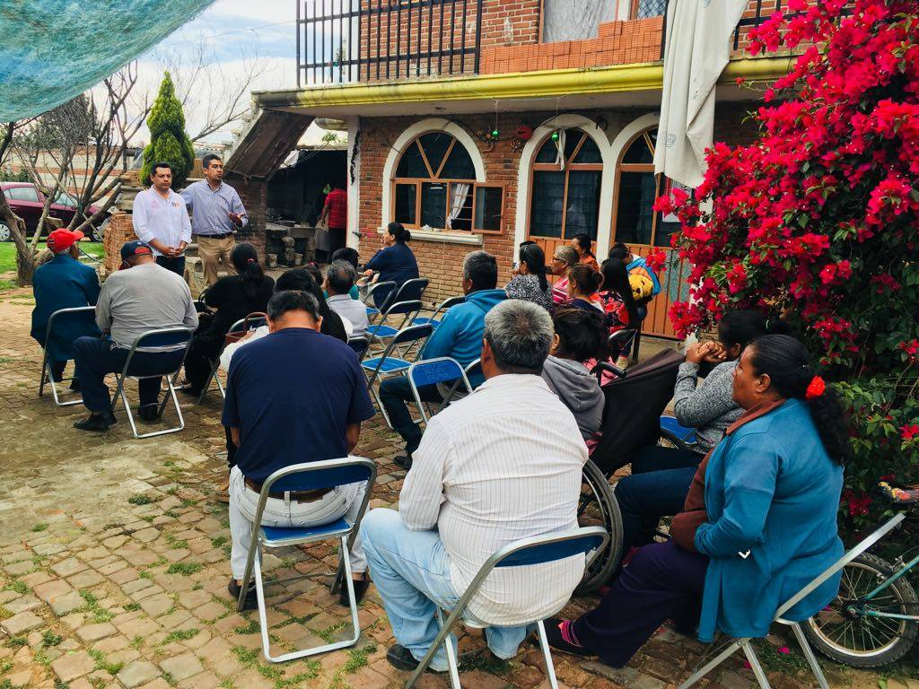 LaloZacatelco's tweet photo. Amigos de San Matías gracias por esta reunión por qué estamos concientes del compromiso y vamos a responder con hechos. #RescatemosCholula #VoyConLalo #VoyConManlio https://t.co/JF8QaMQd1R