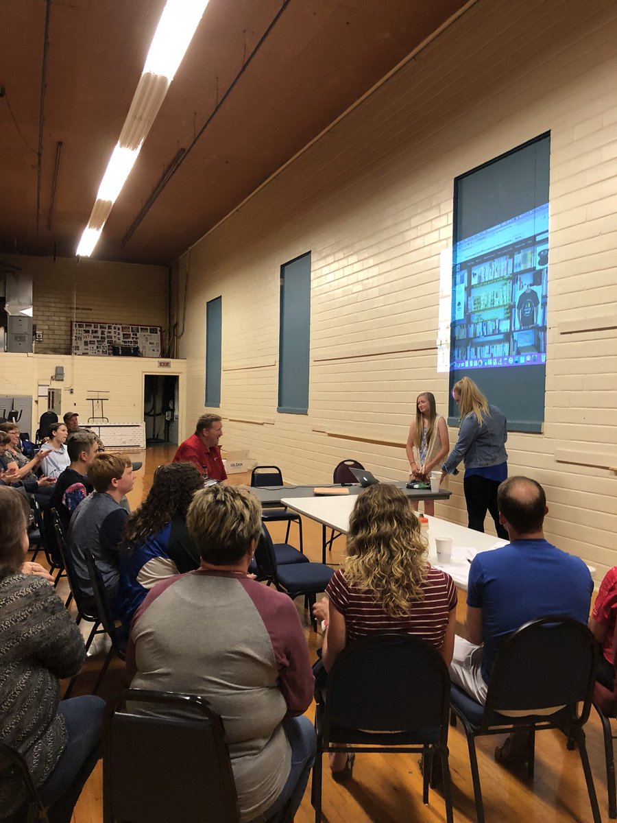 helgesont's tweet photo. Thanks @FCParksandRec for inviting our 7th graders to showcase their awesome May Term  projects! What a great experience for our students! https://t.co/x0rupiykDE
