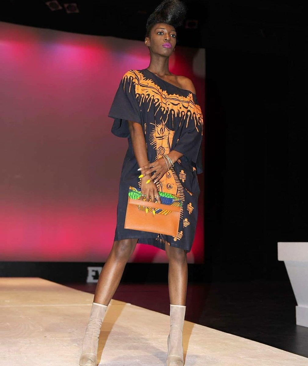 Akua_Queenin's tweet photo. On the #runway at Fashion Week on The Beach in Daytona Beach Florida.#AkuaQueeninCollection a tablet clutch bag with #Africanprint #crueltyfree #
#StateofStyle
#IFBCon
#LuckyFabb
#Bfw
#NYFW
#SheCon
#Blissdom
#BloggingWhileBrown https://t.co/NUWBB2Wq86