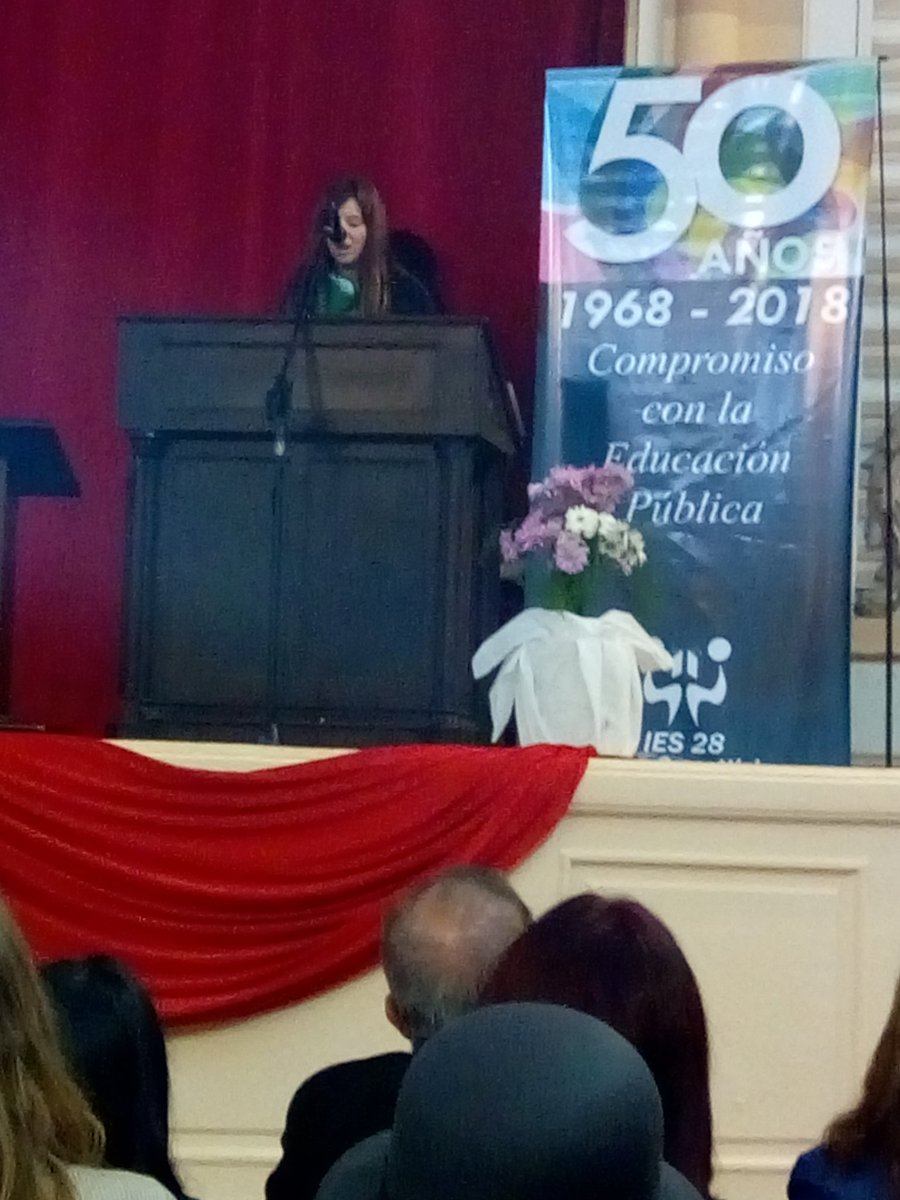 CsEducacion's tweet photo. Palabras de la Presidenta del Centro de Estudiantes #IES28 #Cossettini50 https://t.co/vCuA5fv9W7