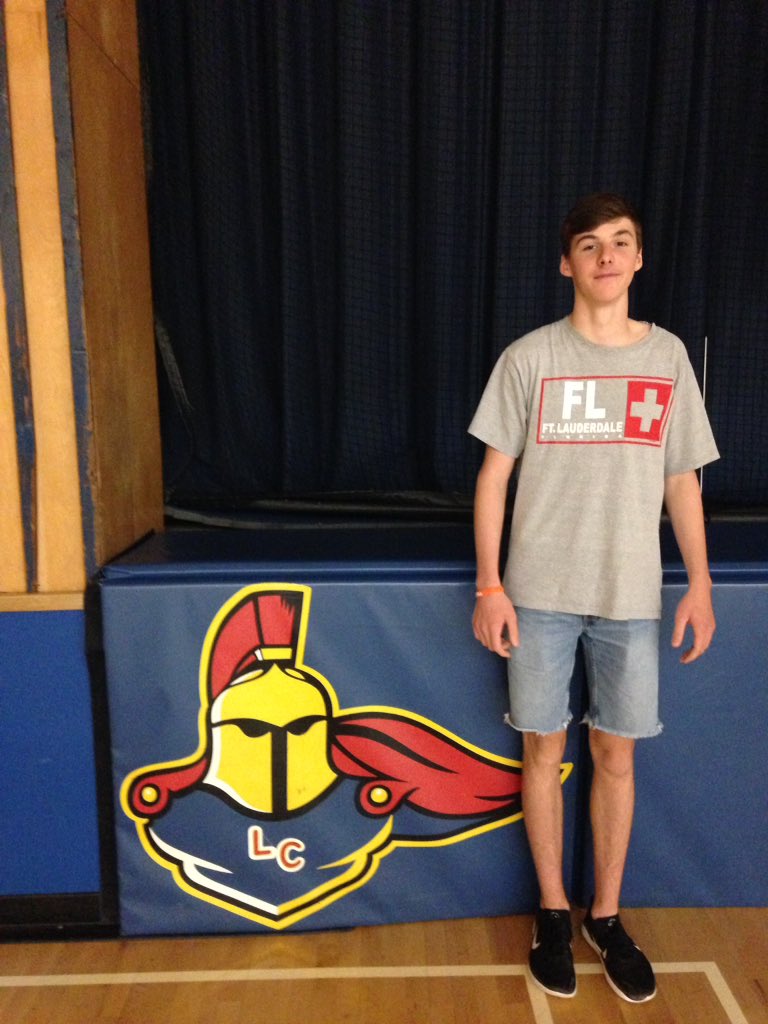 DBurb7 tweet picture