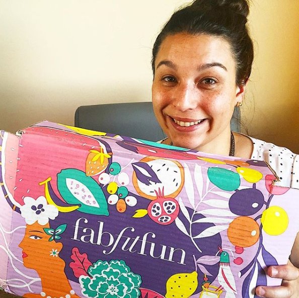 itsmaritoledo's tweet photo. It's #unboxing time! This may be the best one that I've gotten all year. #fabfitfun #summerbox https://t.co/aMLkOyGEap https://t.co/RtHri7EChk