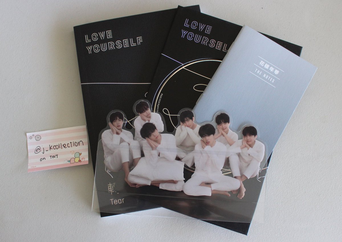 j_kcollection's tweet photo. SELLING !! (WTS / Want to Sell)

BTS Love Yourself: Tear Album O version ~ $12 + shipping
—— CD
—— O ver Photobook
—— The Notes
—— Bighit Audition Info Sheet + Membership Survey Card
—— Group Standee
—— O ver Folded Poster

USA ONLY 🇺🇸 Please DM if you’re interested 😊 https://t.co/QnK8Z6p8AH