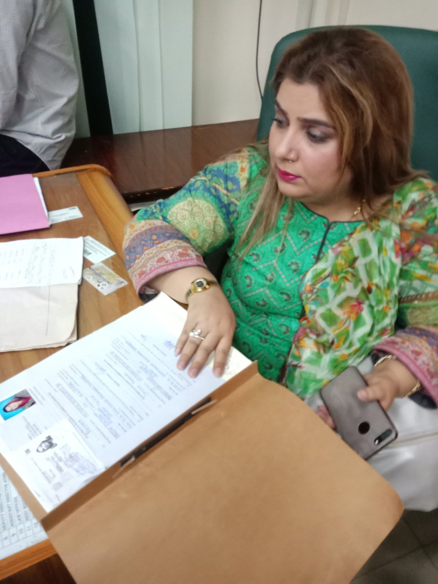 AnnieNoorulain's tweet photo. PPP ex President ladies wing Hyd my  Api @SanamTalpur6  submitted Nominations form from ladies wing Reserve seat Sindh https://t.co/EfQmnMDrm8