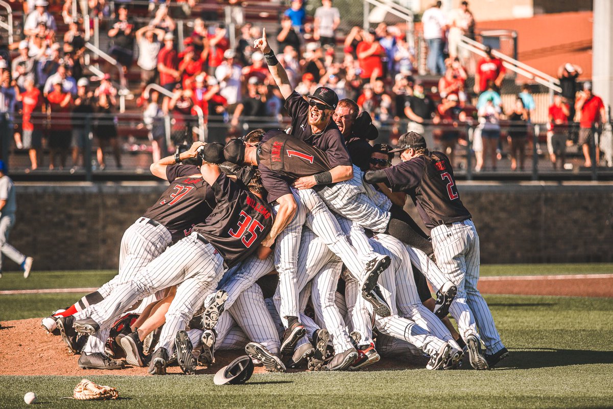 TechAthletics's tweet photo. Only 1️⃣ NCAA school sent teams to the NCAA MBB elite 8️⃣ and the College World Series. It’s us.

(Not to mention a top 5️⃣ finish in track, and elite 8️⃣ appearances for women’s tennis and mens’s golf 😉) #WreckEm https://t.co/vfkzcyVb2h