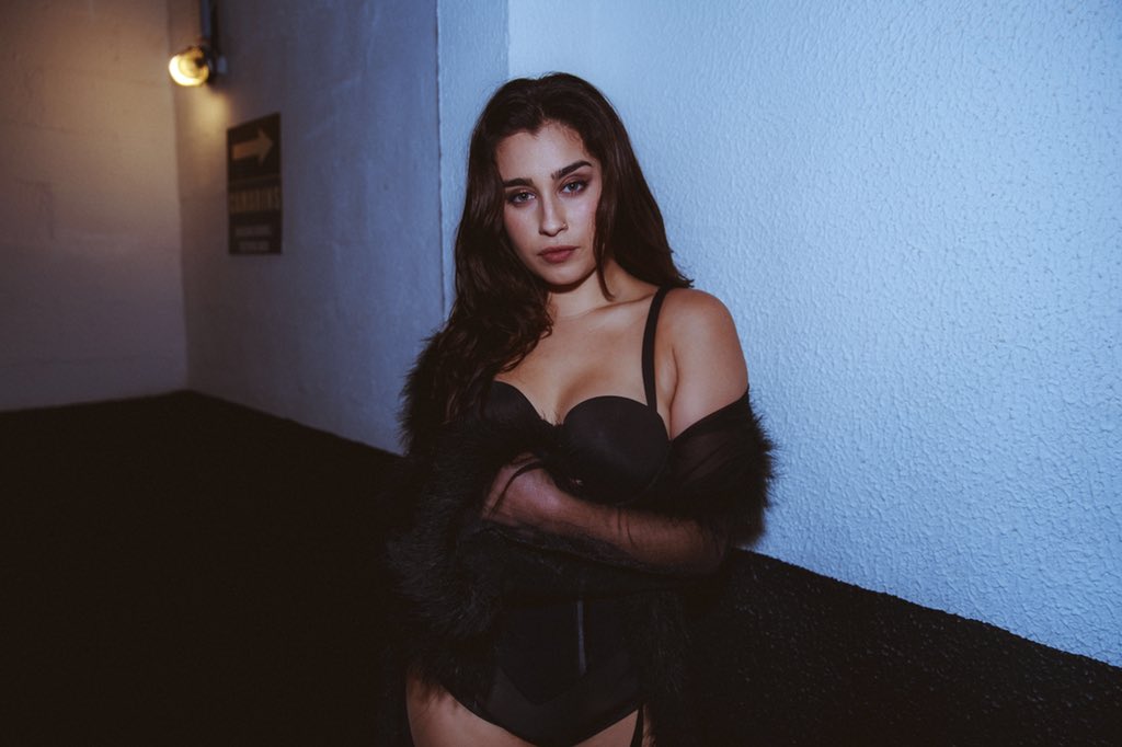 Lauren Jauregui tweet media