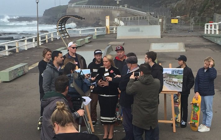 CityNewcastle's tweet photo. Lord Mayor Nuatali Nelmes announced a multi-million-dollar partnership between Council and State Government to overhaul South Newcastle Beach below Shortland Esplanade.

The project includes a new skate bowl and plaza, a modern kiosk and other facilities along the #BathersWay. https://t.co/WhnpiGvOd1