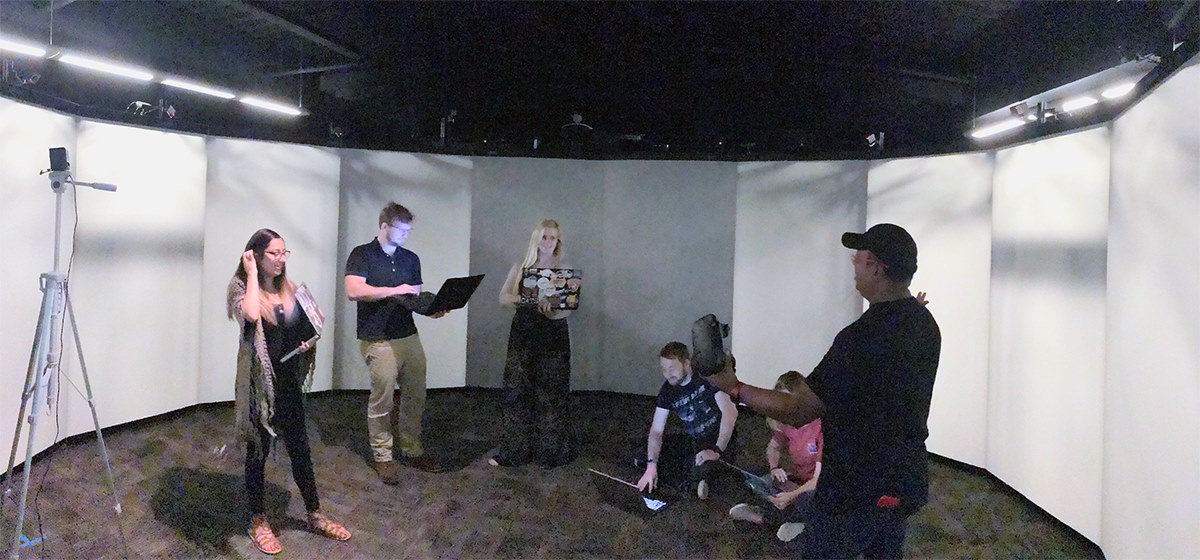 webappclouds's tweet image. I finally get to tell everyone about the new VR Salon retail store.