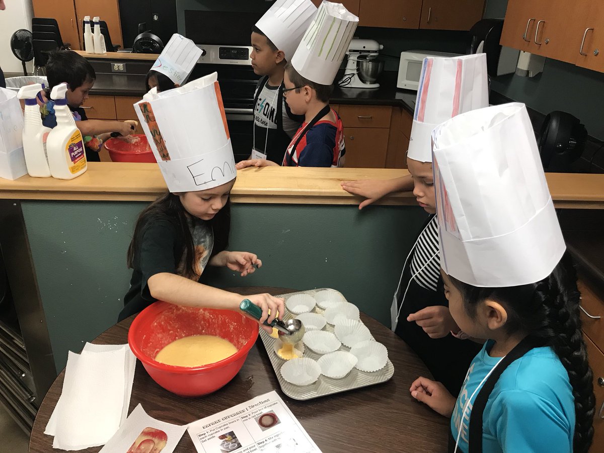 EDUwhisktaker's tweet photo. Summer break has officially kicked off with our 3rd Annual Elementary Cooking Camp! Lots of messes, floured faces, yummy cupcakes, and a whole lot of fun!! @ECHShornets @ECISDtweets @ECISDtweets #facs #fcs #culinary #kidchefs #ecisdtweets #kidsdeserveit #cte https://t.co/U1iUmgfdB8