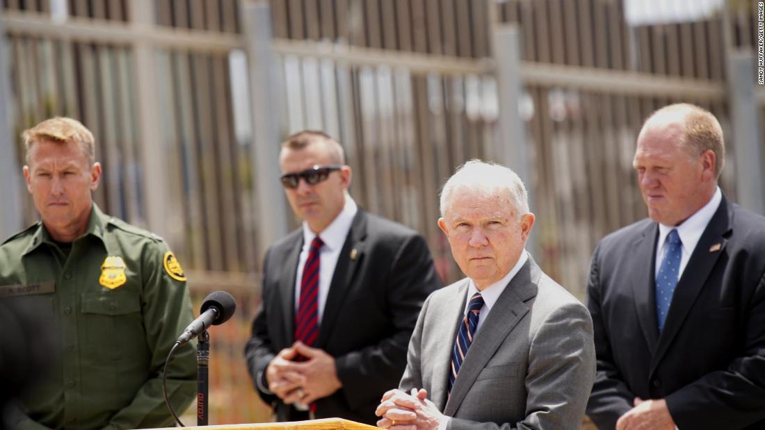 CNNPolitics's tweet photo. The Trump administration overturns asylum protections for domestic violence victims https://t.co/goBvkvdbZX https://t.co/CE8jqn1hzI