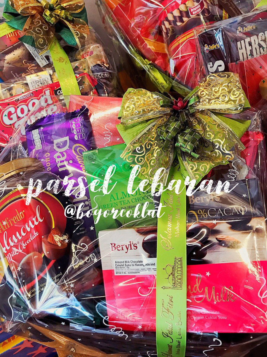 bogorcoklat's tweet photo. Parsel Lebaran @bogorcoklat 
Jl. Pajajaran no. 20. O Bogor 
Wa 08111155320 👉🏻 0251 8572747 https://t.co/YBL5gF2swx