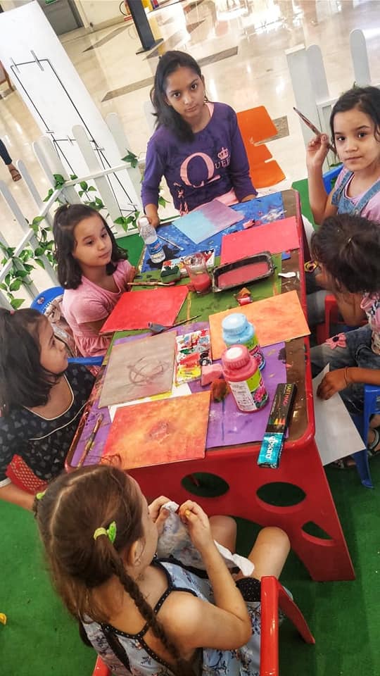 DLFMoI's tweet photo. Make sure you learn something innovative and new this summer. Sneak peek of enjoyable learning with us at #DLFMallofIndia♥😍
#KidsDhamal #SummerVacation #DestinationMall #Kidsworld https://t.co/3m4jgMk634