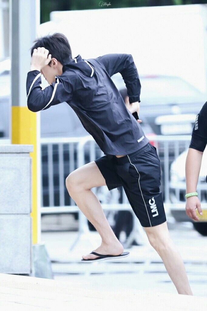 mdzlhcy​ ' my youth is EXO tweet media