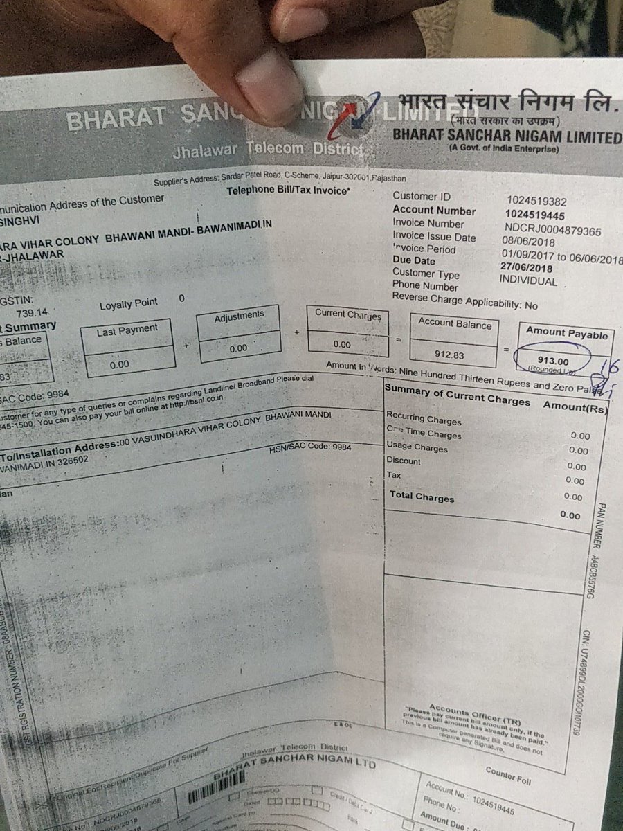SinghviMahak's tweet photo. @BSNLCorporate I received notice from bsnl without using internet. I applied on 11/7/2017 and disconnected on 1/8/2017. Plan was 249rs/month. I received bill with notice 913 rs. District officer is not able to provide bill details. Even security deposit was already paid 749 rs. https://t.co/e9Pld6nBLU