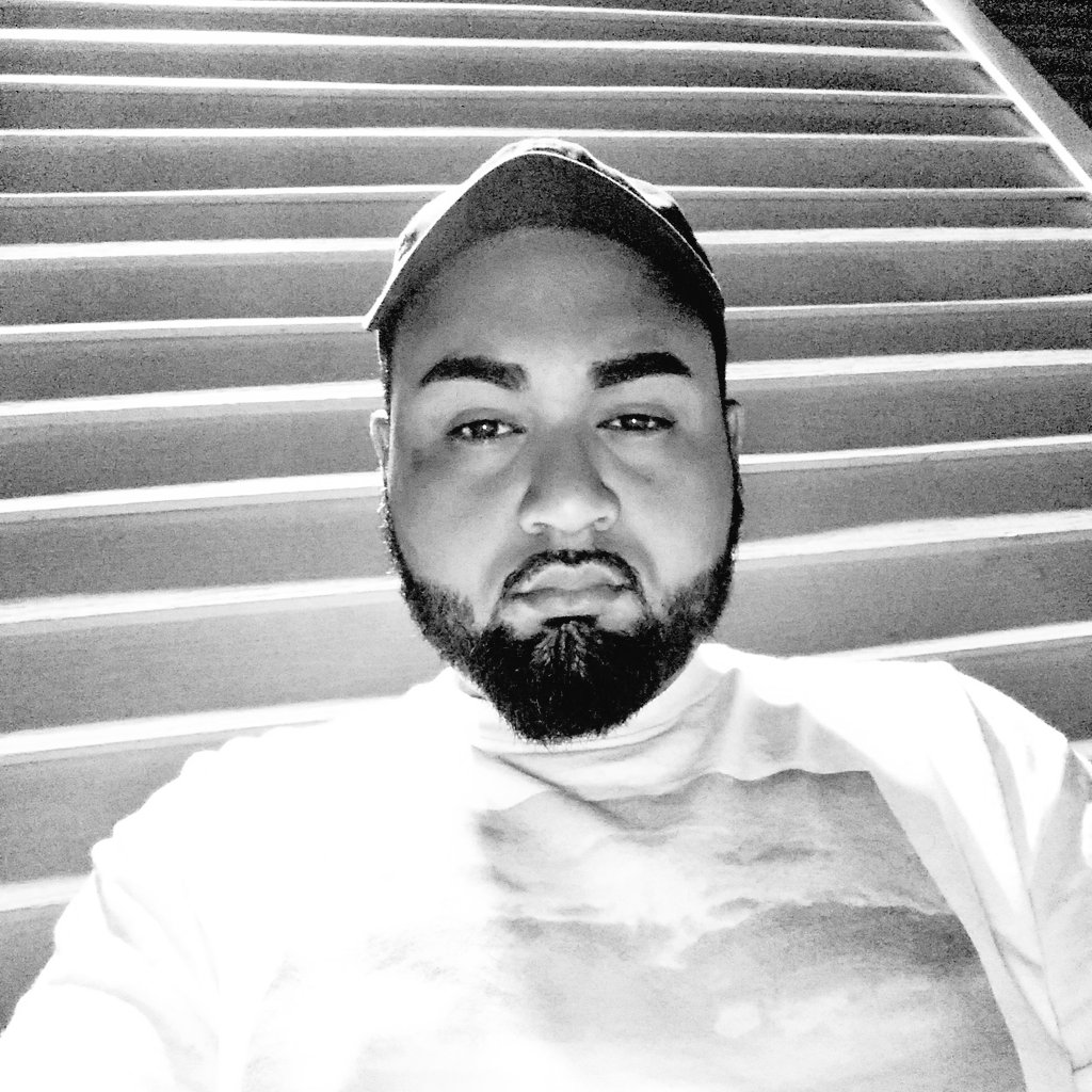 RenzNBK's tweet photo. #NewProfilePic https://t.co/hBVAL87rmX