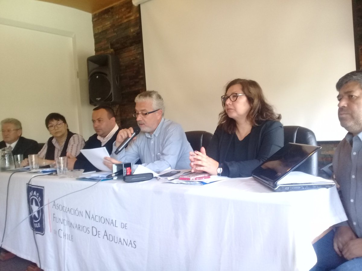 Asociación Funcionarios de Aduana tweet media