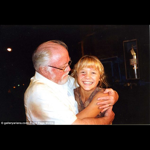 GalleryAriana's tweet photo. Happy 25th Anniversary Jurassic Park!!!!!!! Here’s a few of my personal photos from the filming @UniStudios @AmblinEnt #jurassicpark25 #jurassicpark #jurassicworld #jurassicworldfallenkingdom #universalstudios #amblin https://t.co/ZjWvz6uhgQ