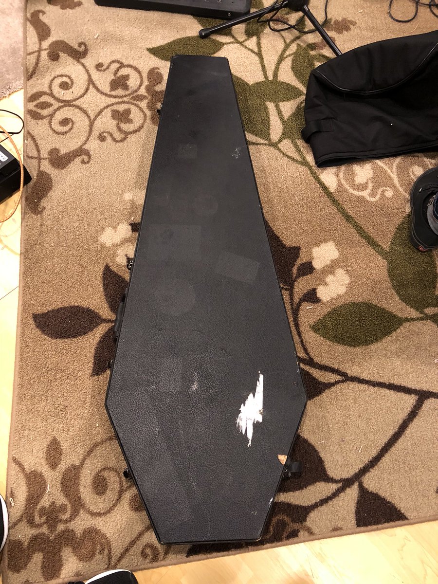 SorryILiedMA's tweet photo. rip in piece https://t.co/Kc2Zhig1nO