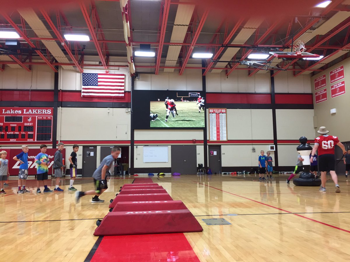 dlhsfootball's tweet photo. What do you do when it's raining all day on the first day of youth camp? Move inside and get better anyway! Great job today-see you tomorrow at the stadium this time! #LAKERPR1DE https://t.co/iQstJTGypW