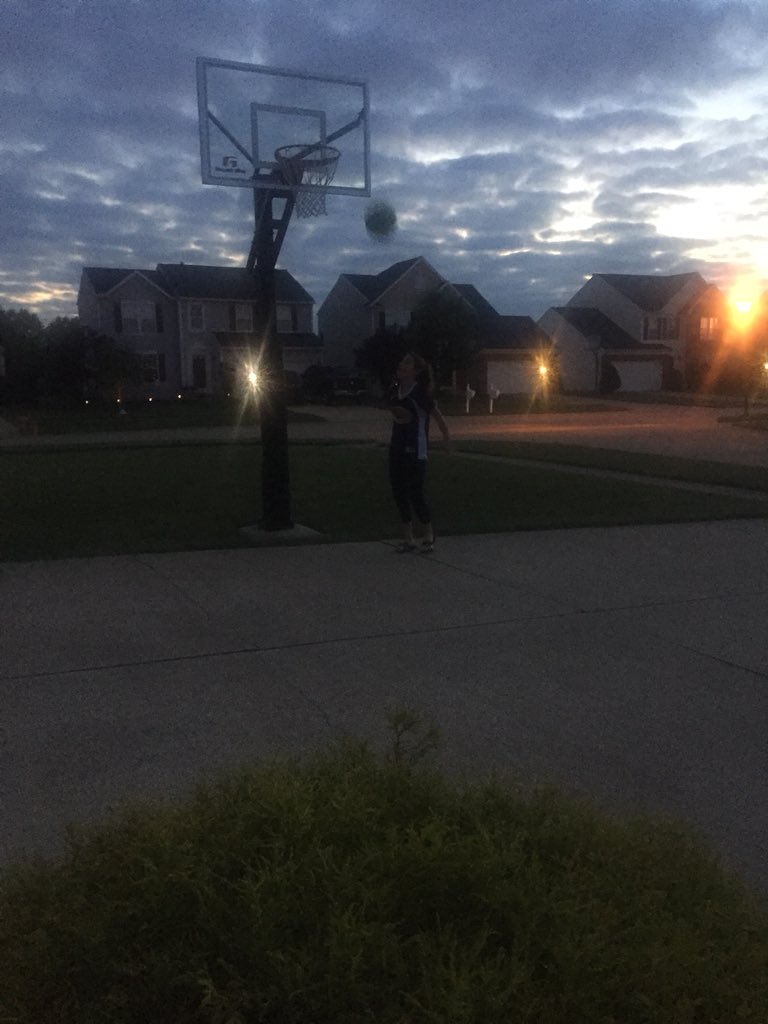 StephLime79's tweet photo. Getting shots in after softball!@SMACBasketball #123Hardwork #456SMACSisters https://t.co/UXOrqvM24Q