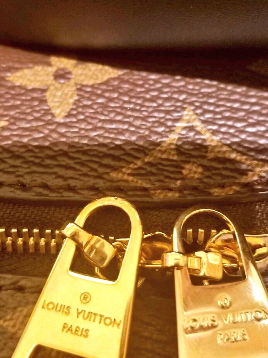 kittygaither's tweet photo. @LouisVuitton @LouisVuitton_US @LVServices I received a text from Ryan stating my purse was ready for pickup @ the South Park Mall store on 6/5/18. I arrived to pick up my purse and it still had those nasty scratches courtesy of Matt (thanks Matt) &amp; two different sized zippers. https://t.co/1ohKkWkYg7