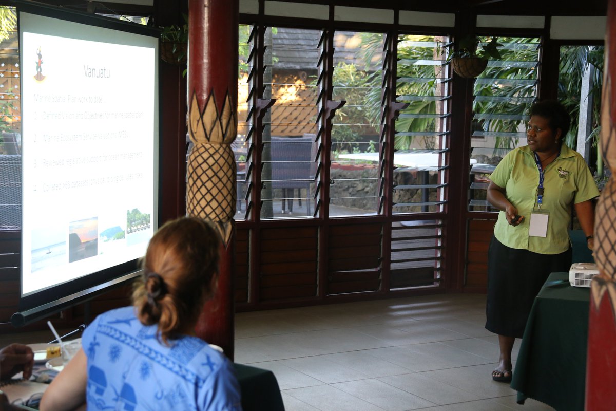 IUCN_Oceania's tweet photo. In a side-event organised by #MACBIO, reps from Solomon Islands, Fiji, Vanuatu and Tonga who were in Samoa for the #BIOPAMA inception workshop, shared their experiences and presented on their respective marine spatial planning and networks of marine protected areas.
@macbionews https://t.co/k3F8dEE8ur