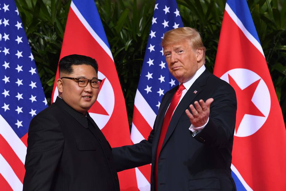 Resultado de imagem para - Trump e Kim Jong-un protagonizam encontro histÃ³ria