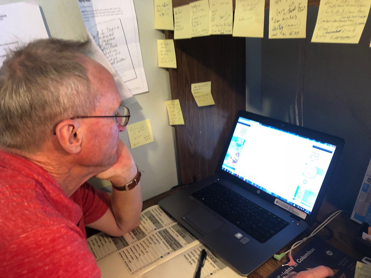 KellyMelancon8's tweet photo. My Father when he’s working https://t.co/kH4JTPcAPs