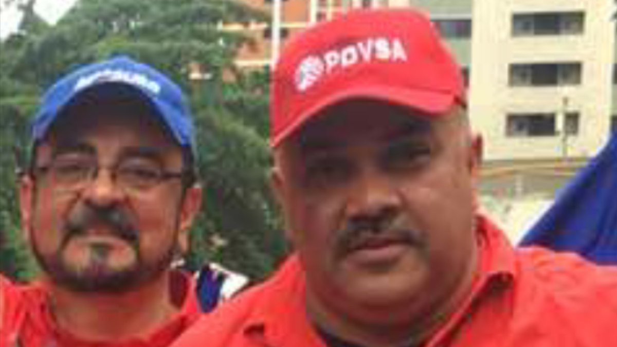 pdvsarebelde's tweet photo. Camarada @MQuevedoF es evidente la corrupción que tiene el denominado triángulo del pimentón "guiso" del Pte de Vencupet Rafael Maduro ficha del ladrón preso PEDRO LEÓN, William Bellorin y Juvencio Vivas "Detrás del testaferro" de Rafael Maduro. @SomosCVP @ELFUSILDECHAVEZ @EUDOF https://t.co/fax0qrZUZL