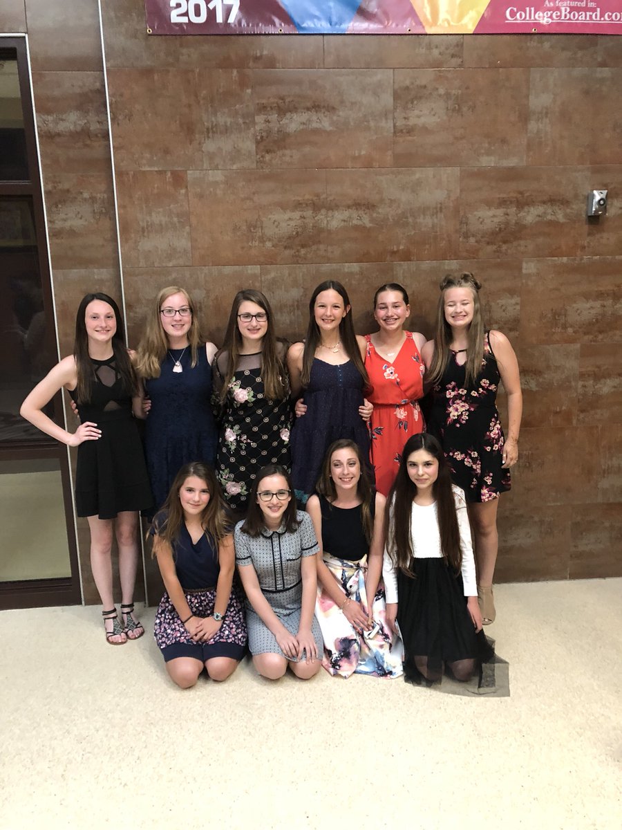 MrPatrickMcGee's tweet photo. A great night with the Class of 2022! #BBPride https://t.co/9EKsJN5f1r