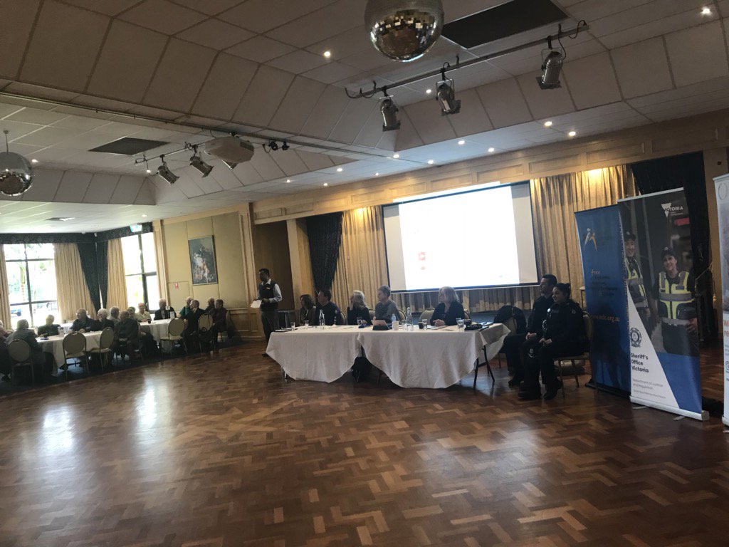 AmandaMcanuff's tweet photo. Discussing #elderabuse with the Italian Community today as part of @EasternCLC’s Matter of Trust Project #WEEAD https://t.co/laMEn367cn