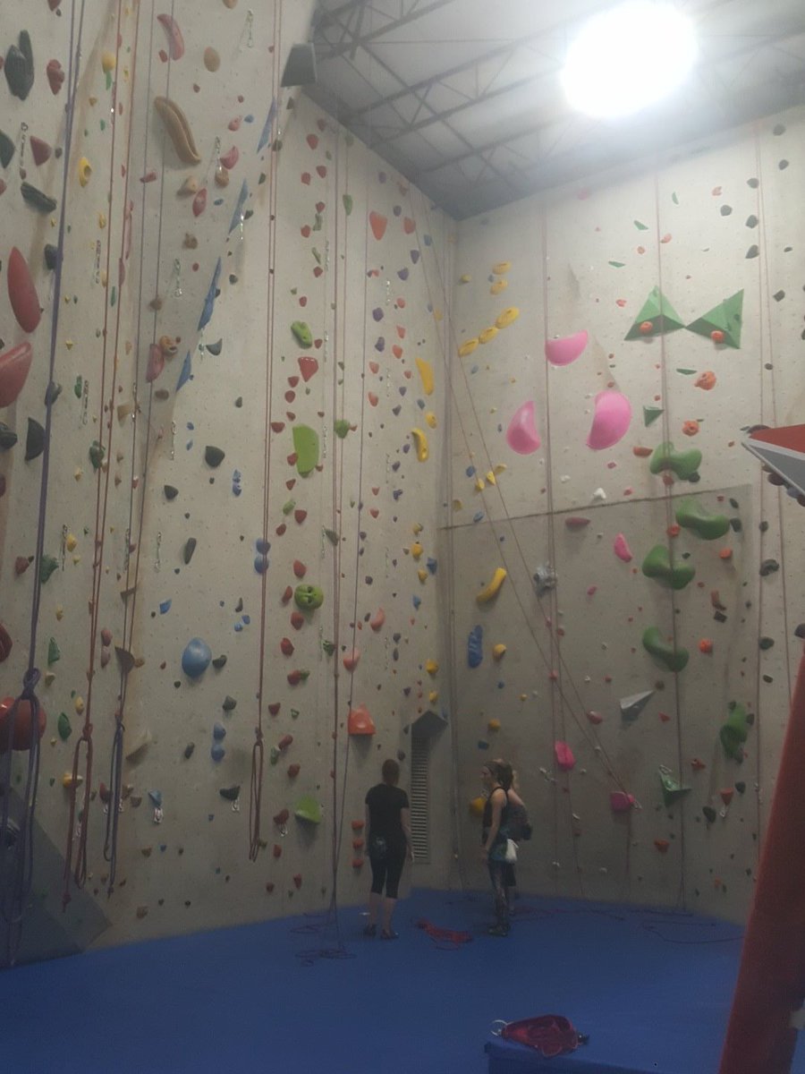 jrouchka's tweet photo. Oh my, just finished a 5.10 in body movements class at #ibex https://t.co/VsAHZpz5Ow