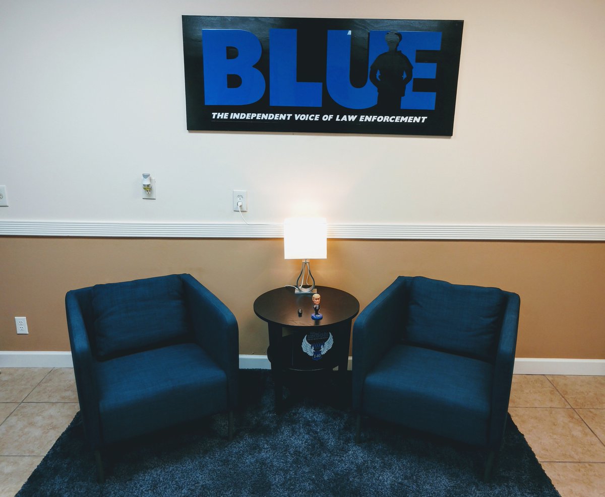 ddvnation's tweet photo. Our young team of reporters will be conducting our interviews here. Looking forward to seeing our youth reach their full potential.
DDV
https://t.co/0uzZOBJqLz
#TheBlueMagazine #Blue #BlueReporters #VisitBlue #YoungReporters #interview #Police https://t.co/CjhTDmF6lq