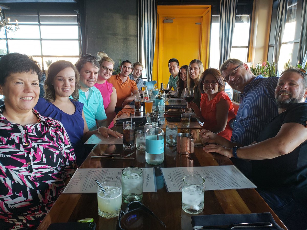 brakenridge_md's tweet photo. Proud of huge @UFSurgery presence @ShockSociety.  Representin’!   #Shock2018 https://t.co/3D2egasFZc
