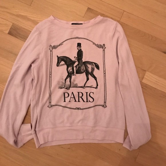 lavenderravenb's tweet photo. So good I had to share! Check out all the items I'm loving on @Poshmarkapp #poshmark #fashion #style #shopmycloset #wildfox #saltswimwear #dollhouse: https://t.co/0vVZ14gmaq https://t.co/HEptv2qbbs