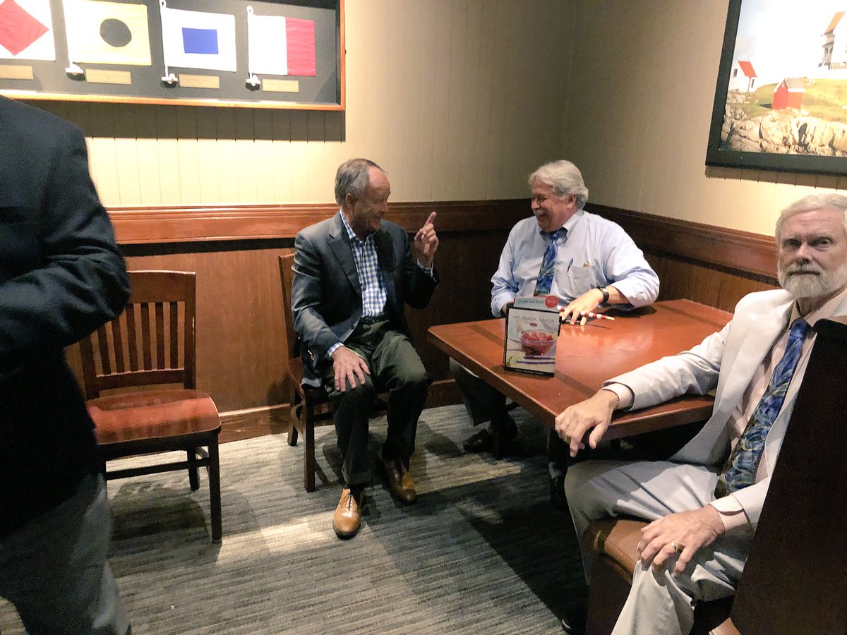 JimmyMatlockTN's tweet photo. Enjoyed being with the West Knox GOP tonight! I’ve been a businessman in West Knoxville for 37 years, so I felt right at home. #MatlockForCongress https://t.co/NRzfWNyCiB