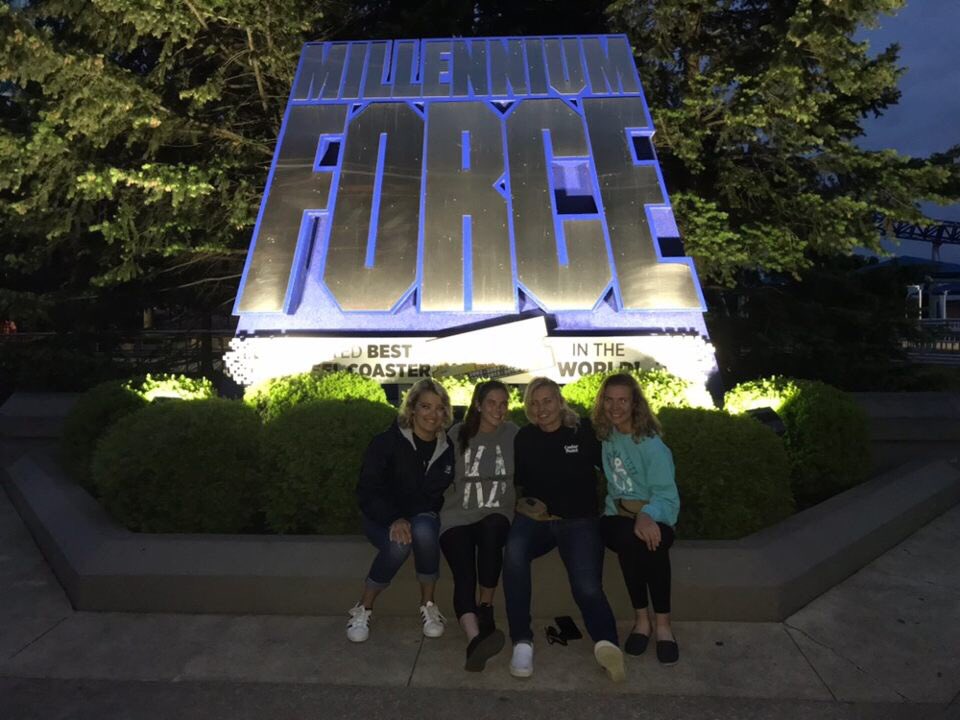 stephanie_cotro's tweet photo. We may have eaten a ton of bugs and got stuck on Valravn tonight, but we still had a blast anyway! #whyiCP #cplikenoother #CedarPoint @cedarpoint @madison_smith15 @mirandapeel21 💕🎢🎠 https://t.co/qOkXd9hIGB