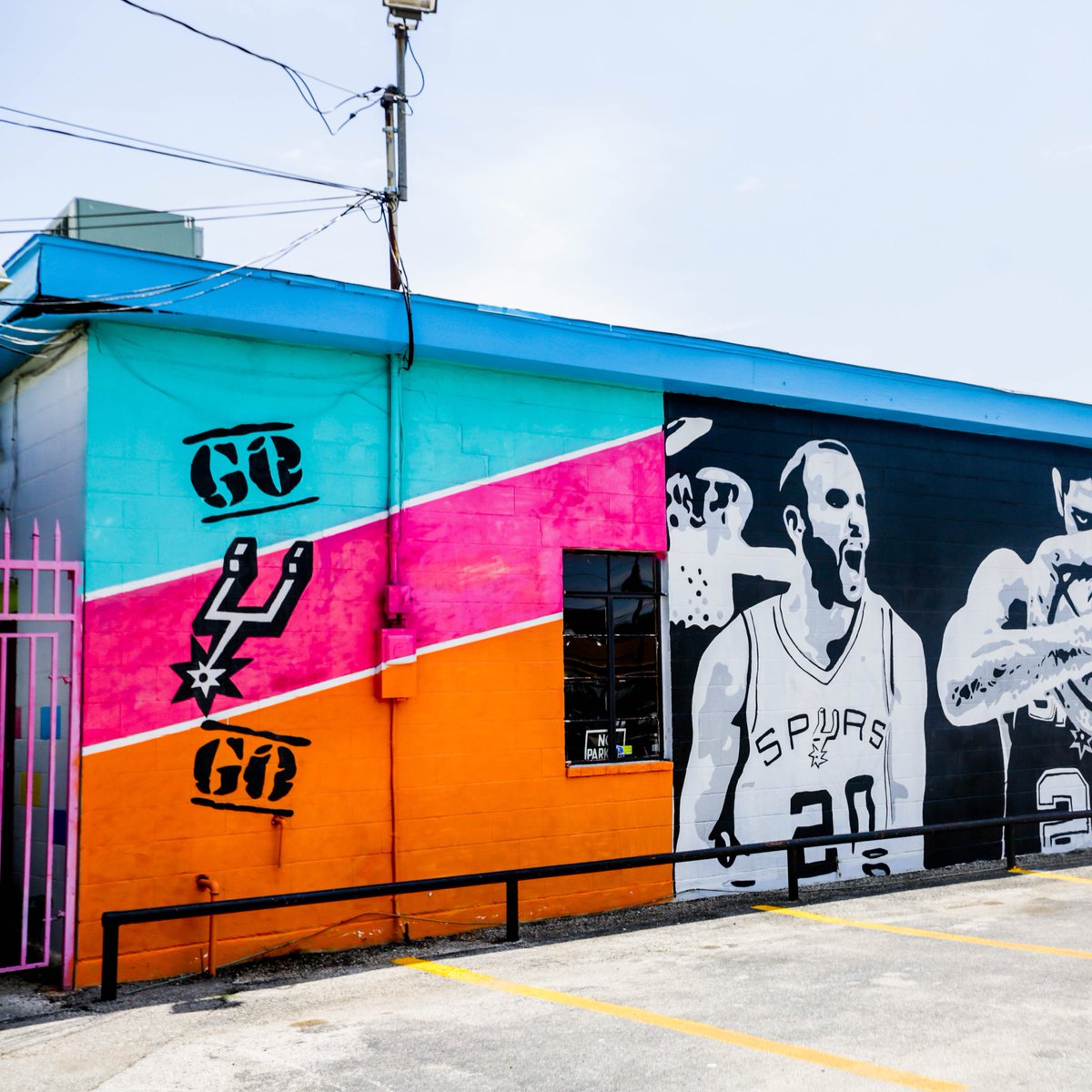 Centro San Antonio reveals Houston Street Garage Spurs mural