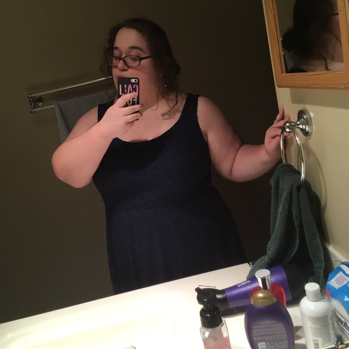 KariHighman's tweet photo. Not anywhere close to where I wanna be, but I'm getting somewhere. #25down 👍🙂 https://t.co/SH3HsIxLC8