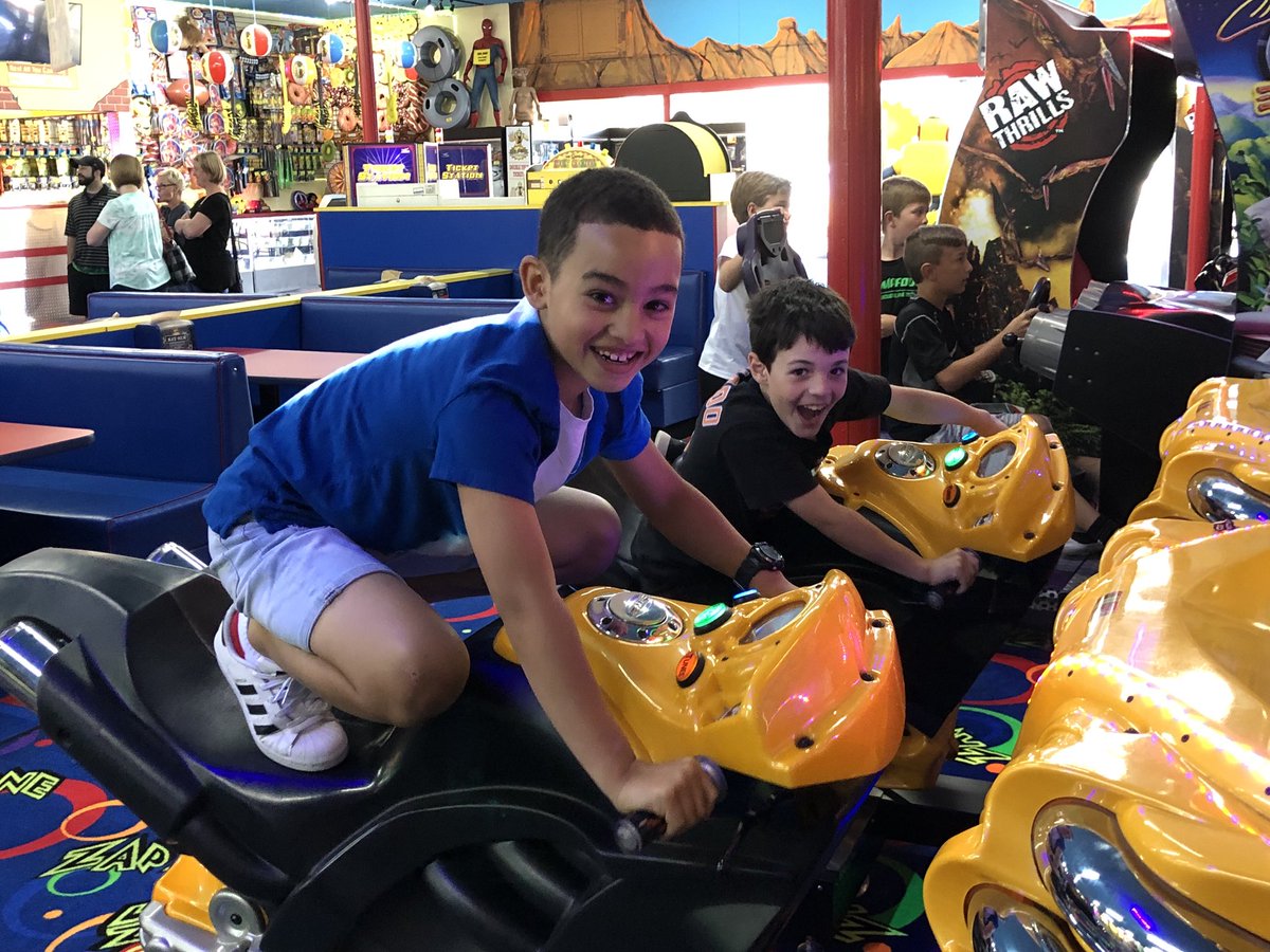 MrsDemas208's tweet photo. More amazing fun at Zap Zone today! Thank you to our parents, for making the long trek, we had a blast! ⚡️💥⚡️ #EndOfTheYearEvent @MasonelemGP https://t.co/WSKTyuOPgb