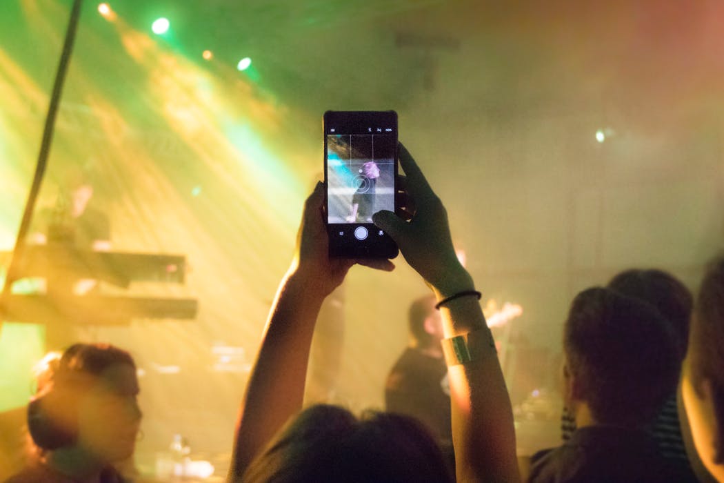 microsensemifi's tweet photo. Microsense caters to the end-to-end webcasting and virtual event initiatives by broadcasting an event in real time on the Internet for a range of top organizations ranging from publishing, technology, life sciences, government to FMCGs. #Wifi #WLAN #Microsense https://t.co/YOIQo1ihUJ