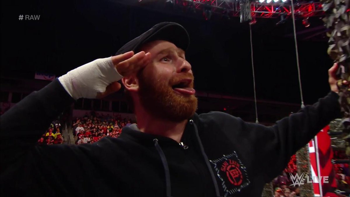 Банана бар батончик. Raw 35. Raw png. Raw 35. Сет роллинс 2015.