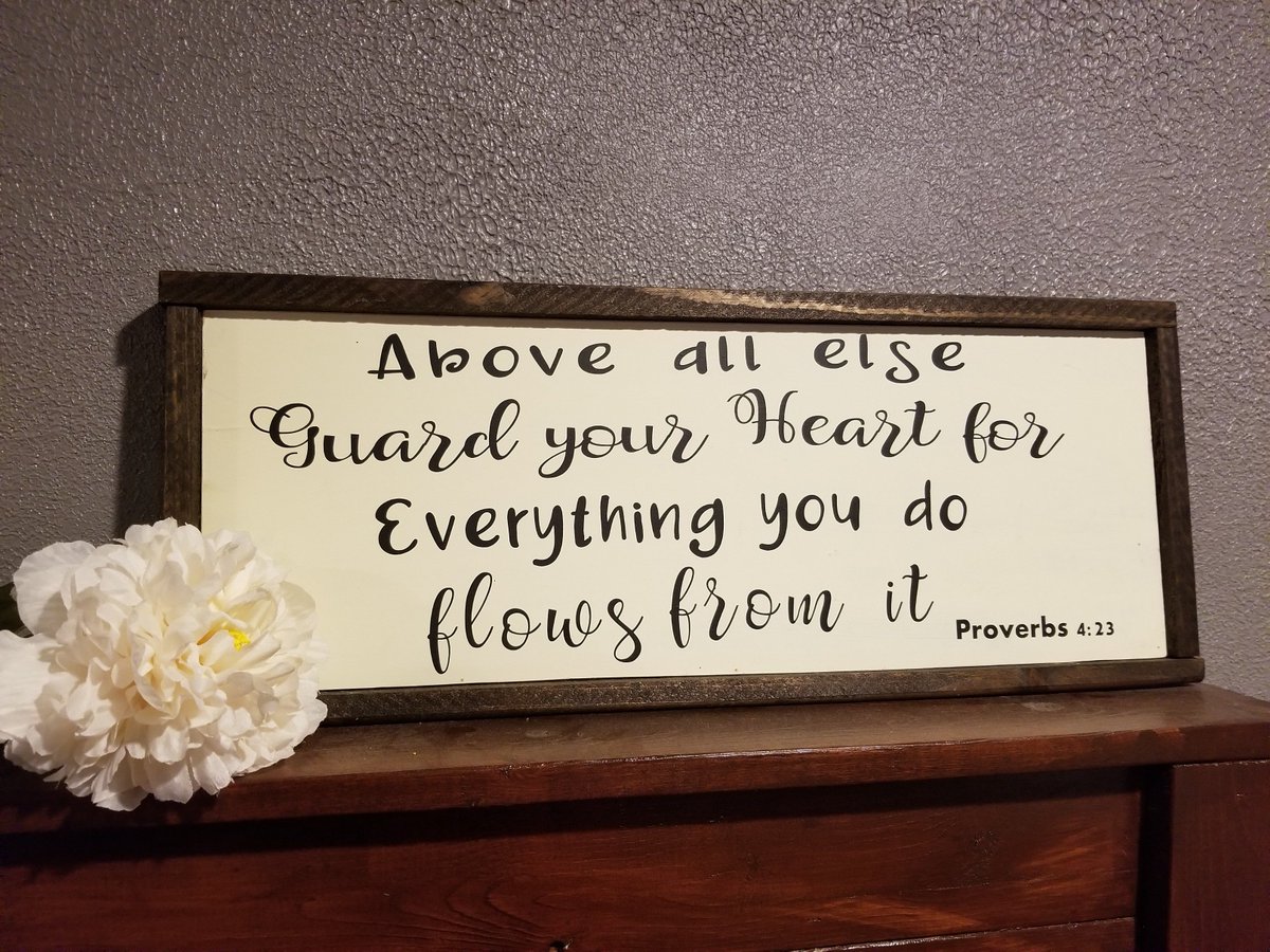 tailoredsigns's tweet photo. Just a couple signs I made this week ♡ 

#custom #diy #craftymom #crafty #diymom #handmade #madebyme #makersgonnamake #momcraft #woodcraft #woodsign #woodart #ilovewoodworking #homedecor #wallhanging #proverbs #heart #icandoallthings @Etsy https://t.co/y8GrlmS2X4